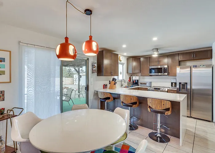 Pool & Patio! Mod Desert Digs Near Havasu Lake Havasu City